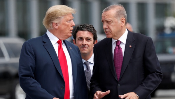 Trump hevdîtina fermî ligel Erdogan hilweşand